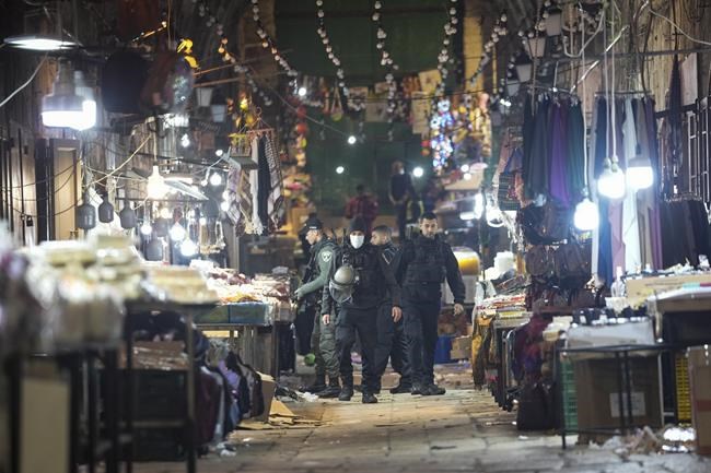 Palestinian shot, killed after stabbing 2 Israeli policemen | iNFOnews.ca