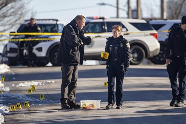 1 teen dead, 2 wounded in shooting outside Iowa high school | iNFOnews.ca 1 teen dead, 2 wounded in shooting outside Iowa high school | iNFOnews.ca