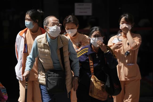 COVID-19 cases, deaths continue to drop globally, WHO says | iNFOnews.ca