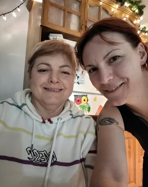 'Important to help each other': Canadians to welcome Ukrainian relatives, refugees | iNFOnews.ca