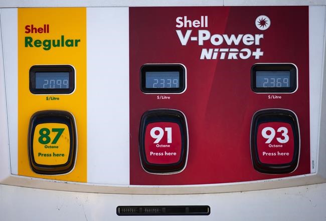 Police, convenience store industry prepare for gas thefts as prices continue to rise | iNFOnews.ca