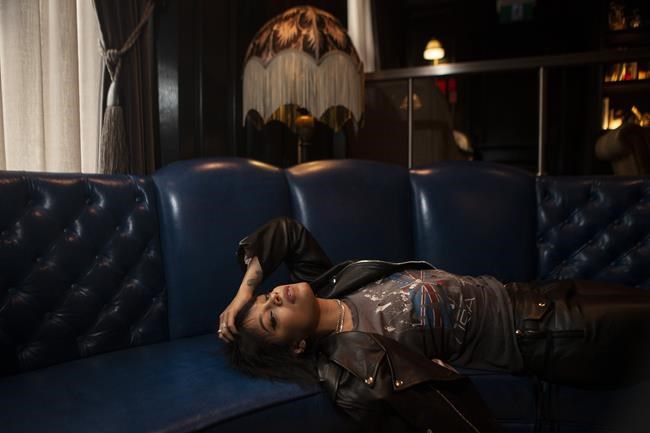 'I got scared': Fefe Dobson faces her past 'fear' with a return to music | iNFOnews.ca 'I got scared': Fefe Dobson faces her past 'fear' with a return to music | iNFOnews.ca