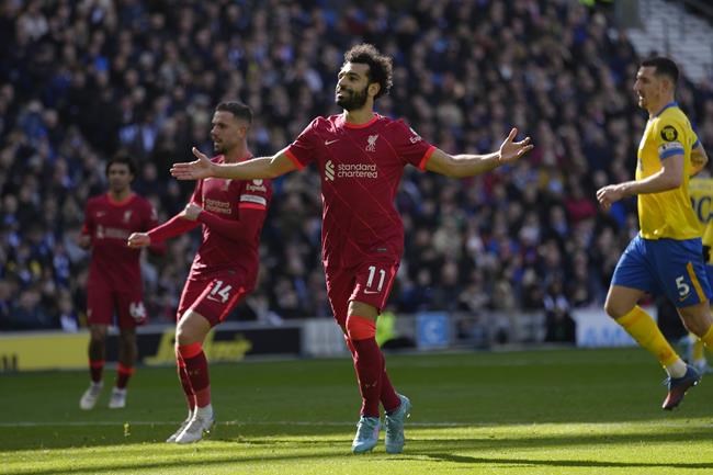 Brady joins the applause as Ronaldo treble sends United into fourth in Premier League standings | iNFOnews.ca