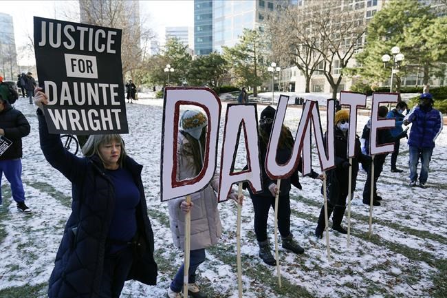 AP-NORC poll: Many Black Americans doubtful on police reform | iNFOnews.ca
