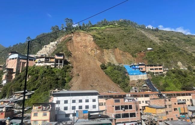 Landslide in Peruvian Andes buries 15 homes after heavy rain | iNFOnews.ca
