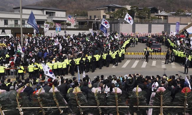 Thousands welcome home pardoned S. Korean ex-President Park | iNFOnews.ca