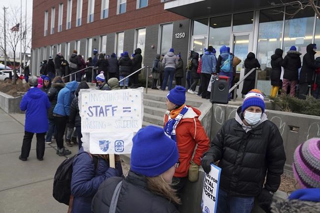 Minneapolis teachers OK contract; classes to resume Tuesday | iNFOnews.ca Minneapolis teachers OK contract; classes to resume Tuesday | iNFOnews.ca