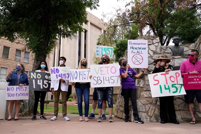 Arizona governor won't say transgender people exist | iNFOnews.ca CP810108948