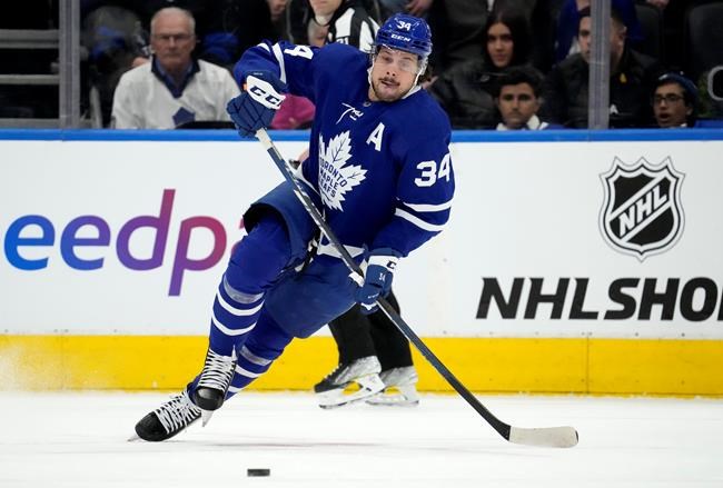 Matthews scores 50th goal of the season, Maple Leafs down Jets | iNFOnews.ca