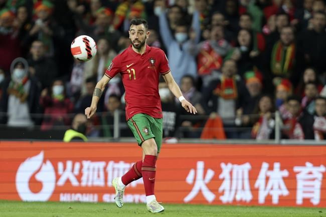 Man United star Fernandes involved in car crash, nobody hurt | iNFOnews.ca