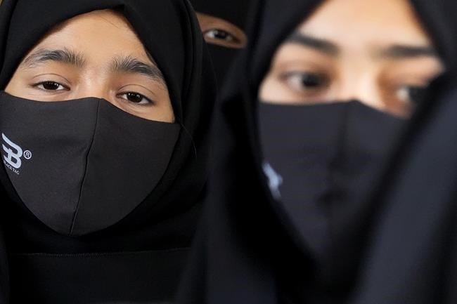 Indian scholars, activists criticize school hijab ban ruling | iNFOnews.ca Indian scholars, activists criticize school hijab ban ruling | iNFOnews.ca