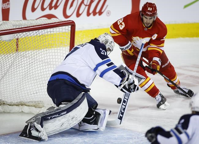 Flames' Sean Monahan to undergo season-ending hip surgery | iNFOnews.ca