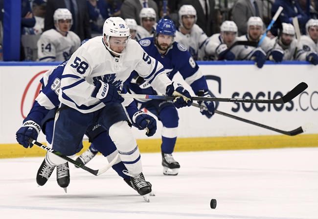 Matthews has 3 goals, Maple Leafs beat Lightning 6-2 | iNFOnews.ca Matthews has 3 goals, Maple Leafs beat Lightning 6-2 | iNFOnews.ca