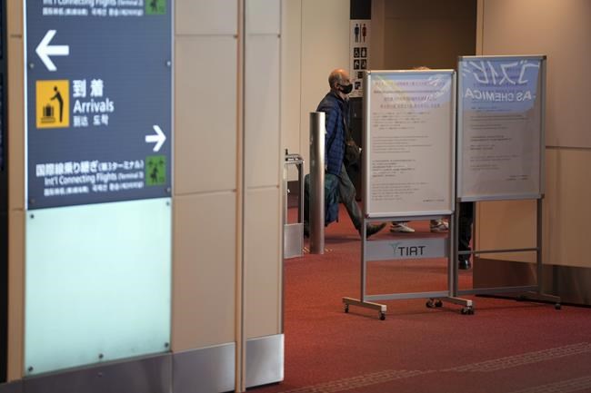 Japan's top envoy brings back 20 Ukrainians from Poland | iNFOnews.ca