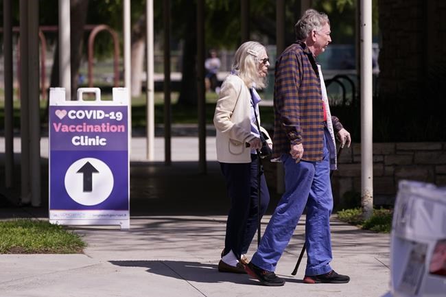 US experts wrestle with how to update COVID-19 vaccines | iNFOnews.ca