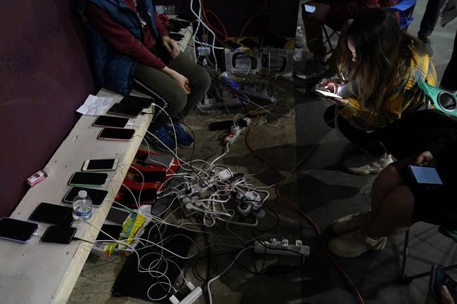 US speeds entry for Ukrainians as more reach Mexico border | iNFOnews.ca