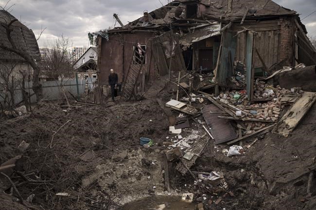 Missile kills at least 52 at crowded Ukrainian train station | iNFOnews.ca CP24076823