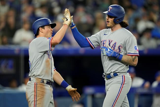 Jonah Heim leads Rangers past Blue Jays 12-6 after Toronto blows 6-1 lead | iNFOnews.ca