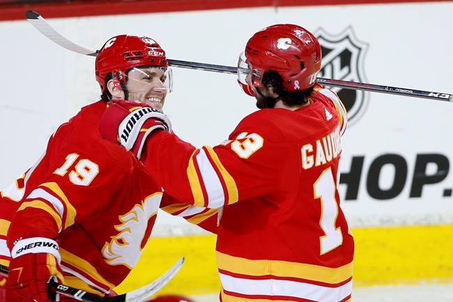 Tkachuk scores three, Gaudreau passes 100-point mark as Flames down Kraken 5-3 | iNFOnews.ca