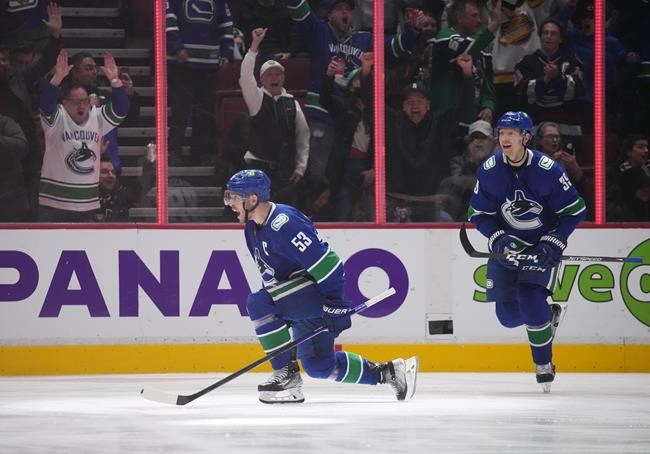 Pettersson puts up three points, Canucks edge Golden Knights 5-4 in crucial OT win | iNFOnews.ca