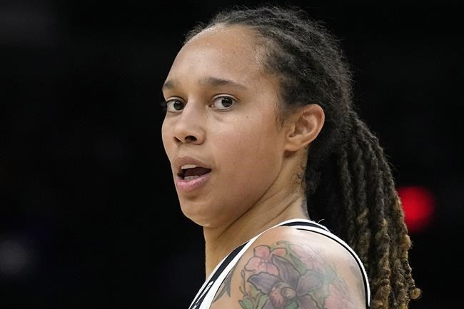Griner's ordeal in Russia weighs on minds of teammates | iNFOnews.ca Griner's ordeal in Russia weighs on minds of teammates | iNFOnews.ca