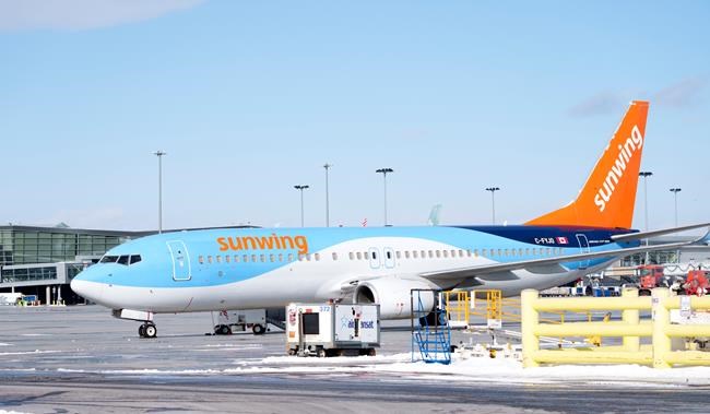 Technical issue continues to disrupt travel plans for thousands of Sunwing passengers | iNFOnews.ca