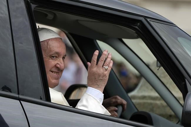 Hungary's Orban meets pope with Ukraine war as backdrop | iNFOnews.ca CP1163500511
