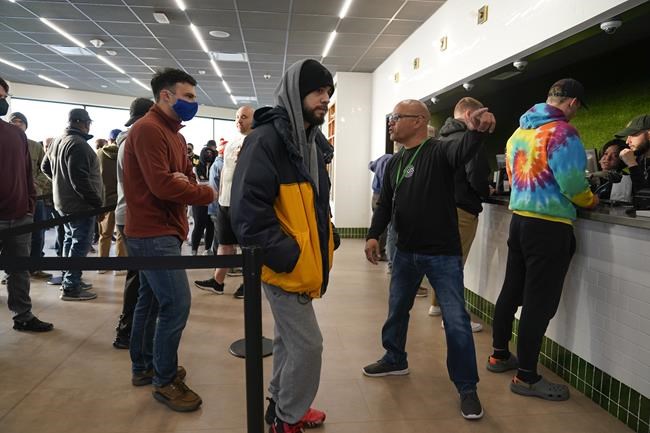 'Amazing': Cannabis sales in New Jersey bring excited buyers | iNFOnews.ca