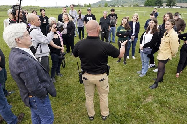 Tenn governor calls off execution, citing oversight in plan | iNFOnews.ca