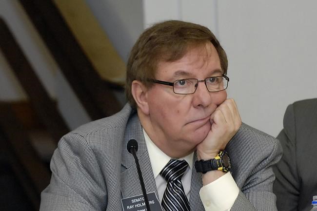 North Dakota lawmaker quits after child porn suspect texts | iNFOnews.ca
