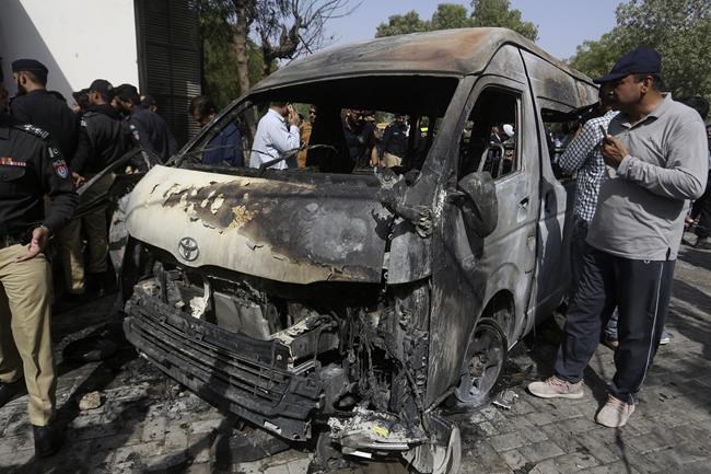 Suicide blast in southern Pakistan kills 3 Chinese, driver | iNFOnews.ca Suicide blast in southern Pakistan kills 3 Chinese, driver | iNFOnews.ca