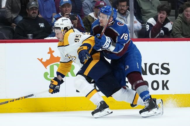 Avs erupt for 5 goals in 1st, beat Predators 7-2 in Game 1 | iNFOnews.ca