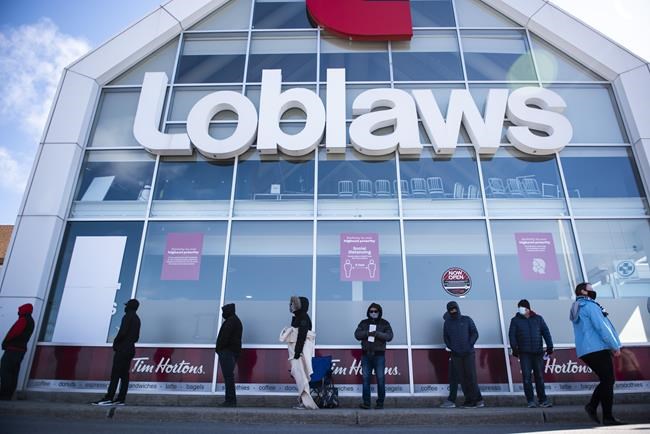 Canadian shoppers shift to discount stores, No Name brand amid high inflation: Loblaw | iNFOnews.ca CP398970193