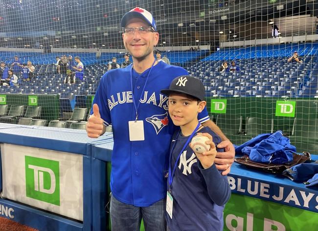 Young Yankees fan meets hero Judge a day after viral home run ball moment | iNFOnews.ca Young Yankees fan meets hero Judge a day after viral home run ball moment | iNFOnews.ca