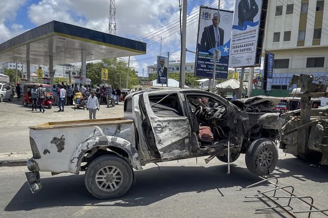 Police: 4 killed in Somalia blast ahead of presidential vote | iNFOnews.ca Police: 4 killed in Somalia blast ahead of presidential vote | iNFOnews.ca