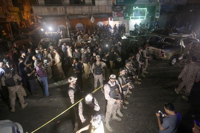Bombing targets Pakistani security forces, kills passerby | iNFOnews.ca