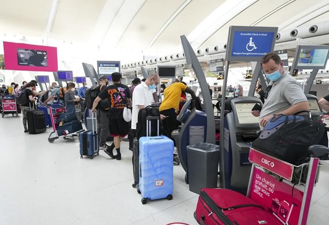 Tourism rebounding across Canada, but won't hit 2019 levels until 2023: Trade group | iNFOnews.ca
