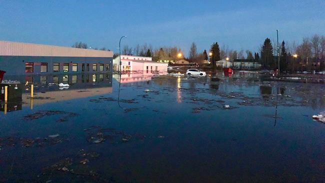 Residents who fled flooded N.W.T town can return; some services might be unavailable | iNFOnews.ca