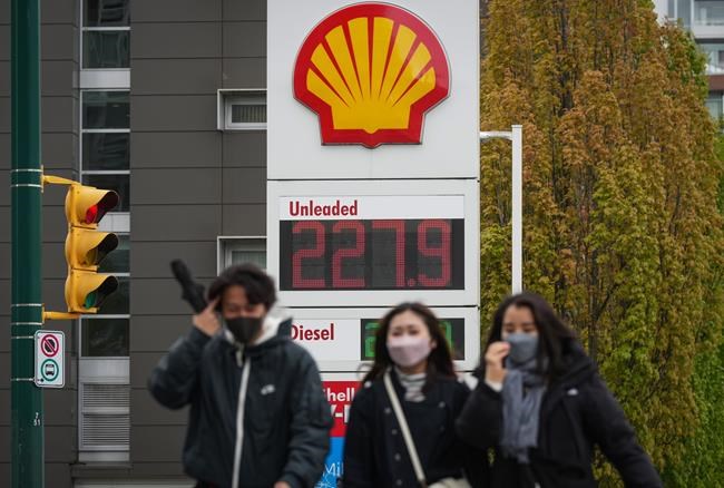 Closer travel spots gain appeal as average gas price tops $2 a litre for first time | iNFOnews.ca