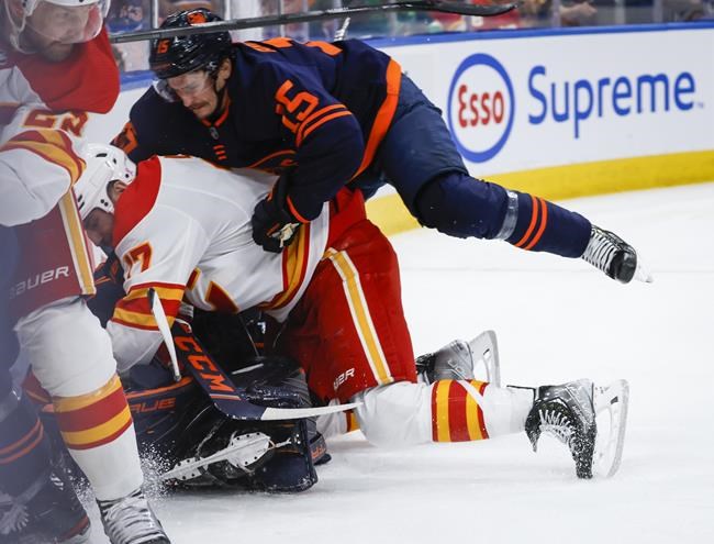 Flames' Lucic on Smith hit: 'If I actually did charge, we both wouldn't be playing' | iNFOnews.ca CP985929260