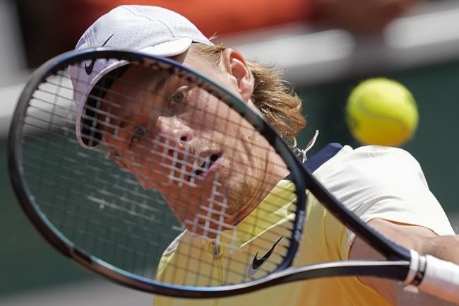 French Open updates | Rune upsets Shapovalov in 1st round | iNFOnews.ca