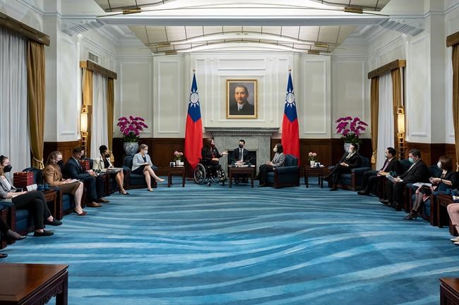 US senator visits Taiwan as China ups military threat | iNFOnews.ca