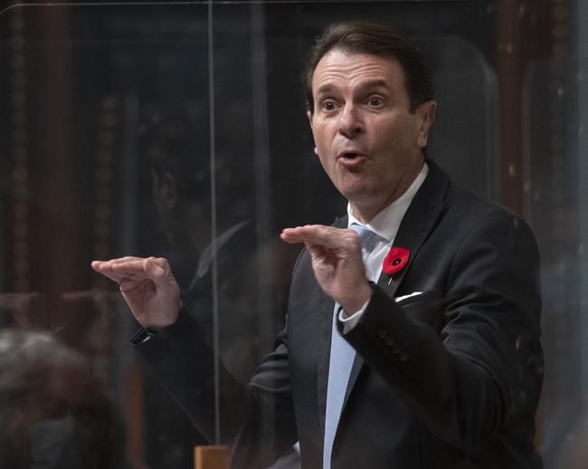 Quebec begins subsidizing in-province flights on Wednesday to boost regional tourism | iNFOnews.ca