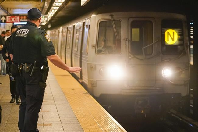 After mass shooting, NYC explores gun detectors in subways | iNFOnews.ca