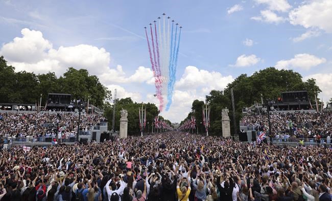 Queen Elizabeth II to miss Jubilee service amid 'discomfort' | iNFOnews.ca