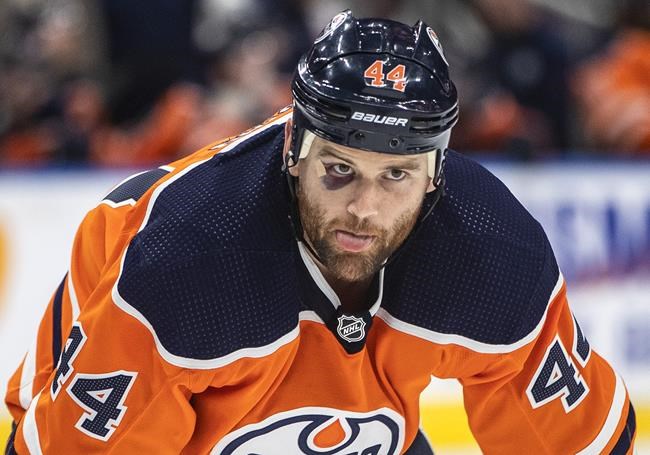 NHL fines Oilers forward Kassian $2,500 for removing Avs defenceman Byram's helmet | iNFOnews.ca