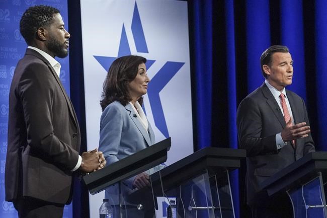 Hochul defends Bills stadium deal, gun positions in debate | iNFOnews.ca Hochul defends Bills stadium deal, gun positions in debate | iNFOnews.ca