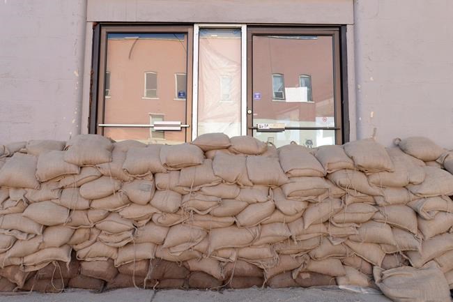 B.C.'s North Thompson River on flood watch, Fraser River advisory continues | iNFOnews.ca