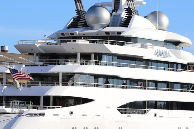 Russian superyacht Amadea arrives in Honolulu from Fiji | iNFOnews.ca