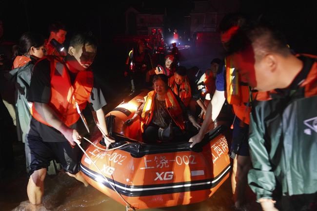 Heavy flooding, landslides destroy buildings, roads in China | iNFOnews.ca Heavy flooding, landslides destroy buildings, roads in China | iNFOnews.ca
